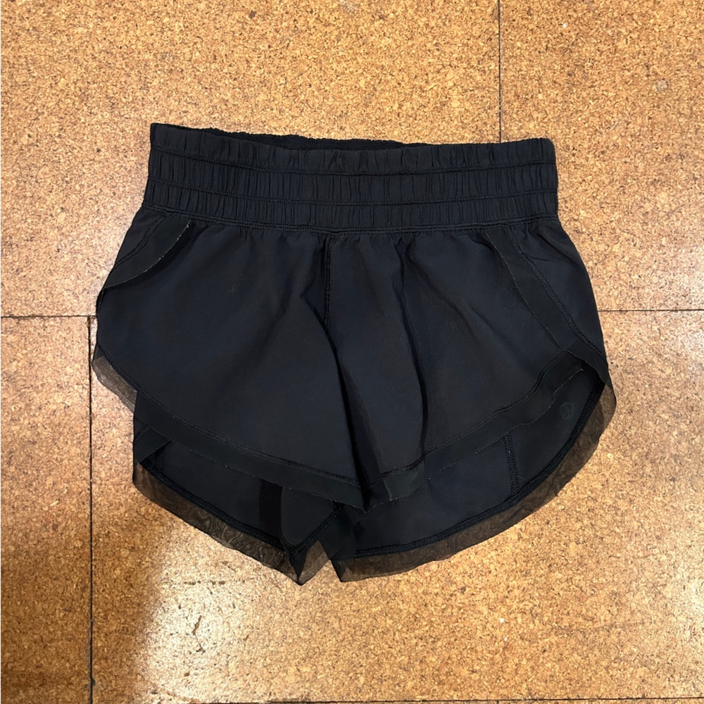 Lululemon hottie hot black shorts 2